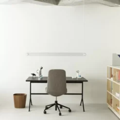 Biurko Kip Czarna Podstawa Ciemnobrązowe Normann Copenhagen