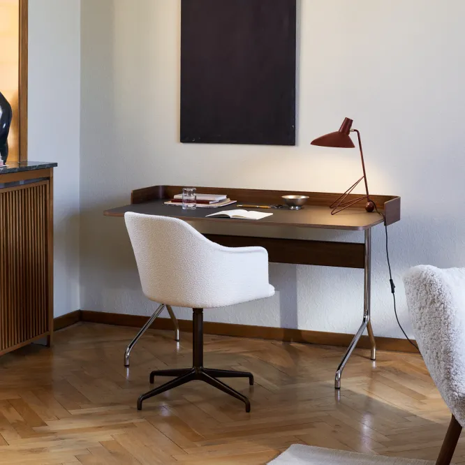 Biurko Pavilion Av17 Charcoal Linoleum Andtradition