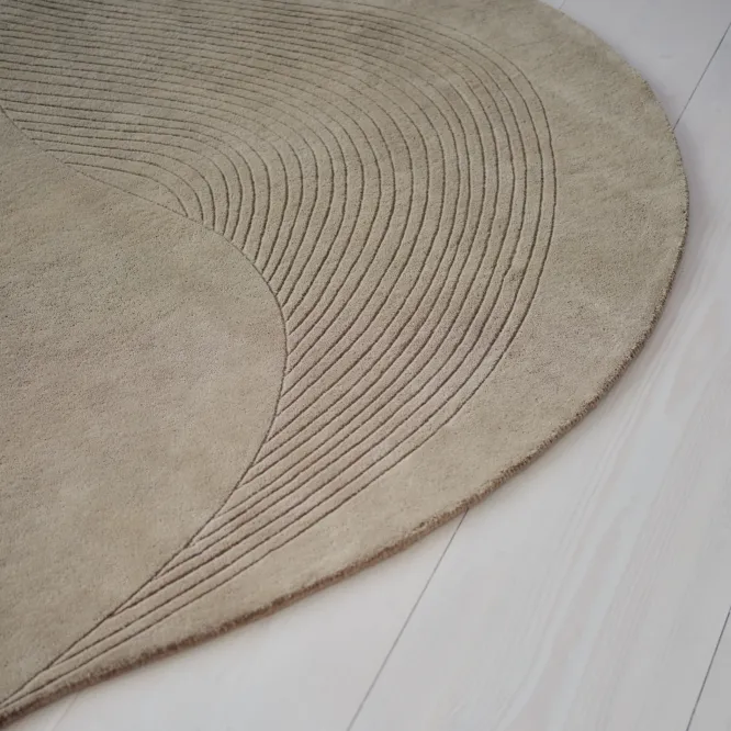 Dywan Fluid Arc Olive Linie Design
