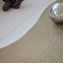 Dywan Fluid Arc Olive Linie Design