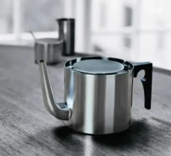 Dzbanek Do Herbaty Aj Cylinda Line Stelton