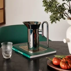 Dzbanek Momento Jug Jh38 Polished Steel Andtradition