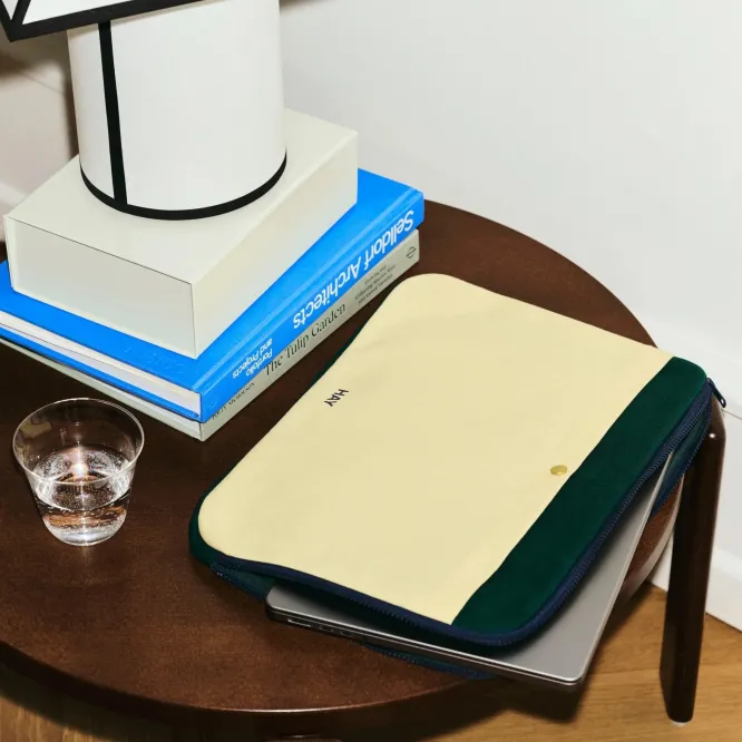 Etui Na Lap Top Multi Żółte Hay