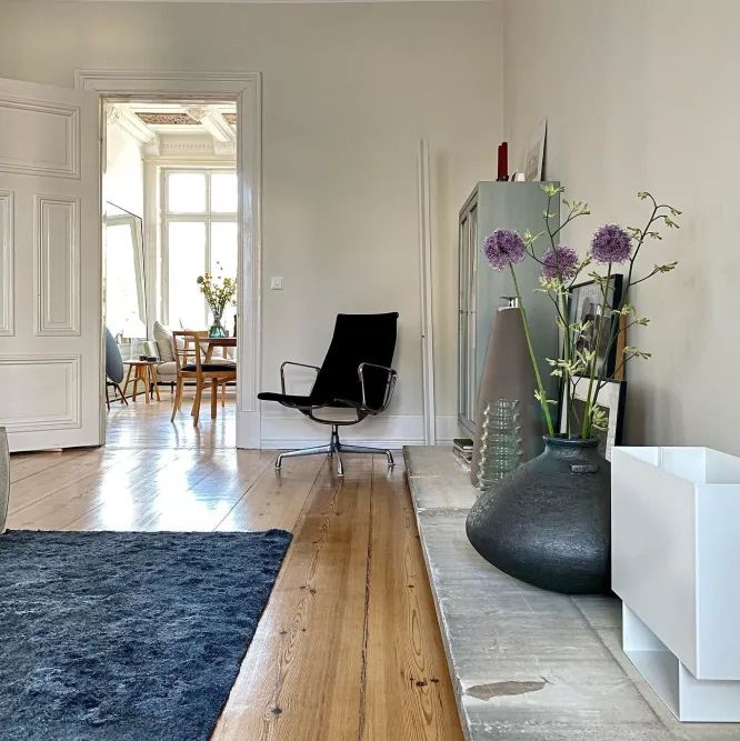 Fotel Aluminium Ea 124 Tkanina Hopsak Mint Ivory - Podstawa Czarna Vitra