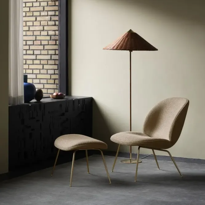 Fotel Beetle Lounge Basic Plain Gubi