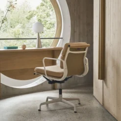 Fotel Biurowy Soft Pad Ea 231 Skóra Naturalna Marron - Podstawa Bordowa Vitra