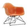 Fotel Eames Plastic Armchair Lar Pomarańczowy - Czarna Podstawa Vitra