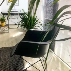 Fotel Eames Plastic Armchair Lar Żółty - Biała Podstawa Vitra