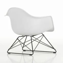 Fotel Eames Plastic Armchair Lar Biały - Czarna Podstawa Vitra