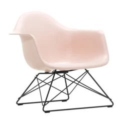 Fotel Eames Plastic Armchair Lar Różowy - Czarna Podstawa Vitra