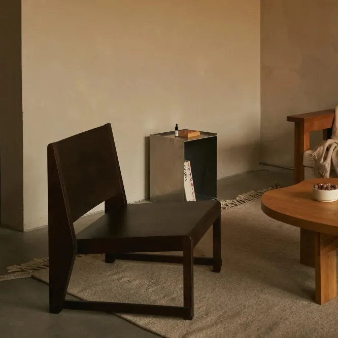 Fotel Easy Chair 01 Ciemnobrązowe Frama
