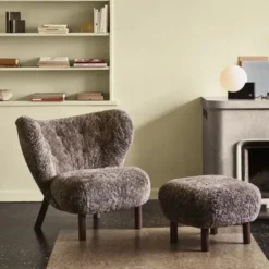 Fotel Little Petra Vb1 Walnut Sheepskin Sahara Andtradition
