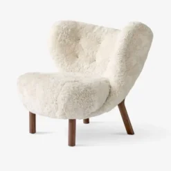 Fotel Little Petra Vb1 Walnut Sheepskin Moonlight Andtradition