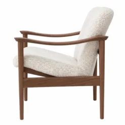 Fotel Model 711 Orzech - Skóra Owcza Moonlight Lk Hjelle
