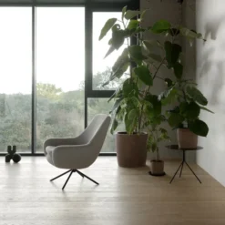 Fotel Noomi Z Obrotową Podstawą Soft Line