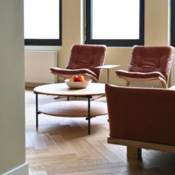 Fotel Siesta Classic Low - Kremowa Skóra, Czarny Dąb Lk Hjelle