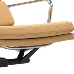 Fotel Soft Pad Chair Ea 222 Tkanina Track Cognac-Mustard - Podstawa Aluminiowa V