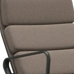 Fotel Soft Pad Chair Ea 222 Tkanina Cosy 2 Nutmeg - Podstawa Czarna Vitra