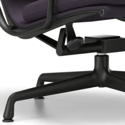 Fotel Soft Pad Chair Ea 222 Tkanina Track Ink Blue - Podstawa Czarna Vitra