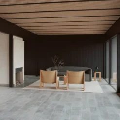 Fotel Tenon Brązowy Z Dębową Podstawą New Works