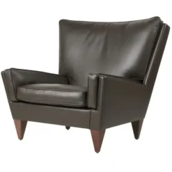 Fotel V11 Smooth Leather Coffee Gubi