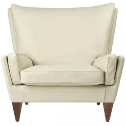 Fotel V11 Smooth Leather Cream Gubi