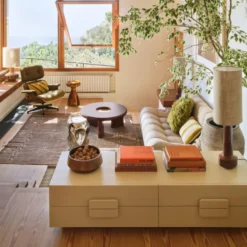 Komoda Spacious Low Kremowa Hkliving
