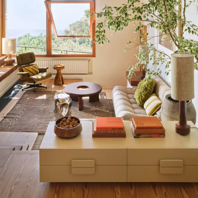 Komoda Spacious Low Kremowa Hkliving
