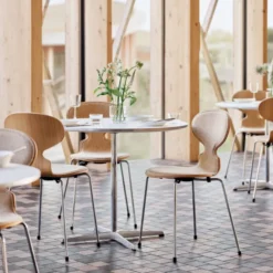 Krzesło Ant 3101 Fornir Lakierowany Biały Fritz Hansen