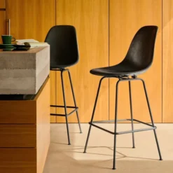 Krzesło Barowe Eames Plastic Re High Musztardowe - Czarna Podstawa Vitra