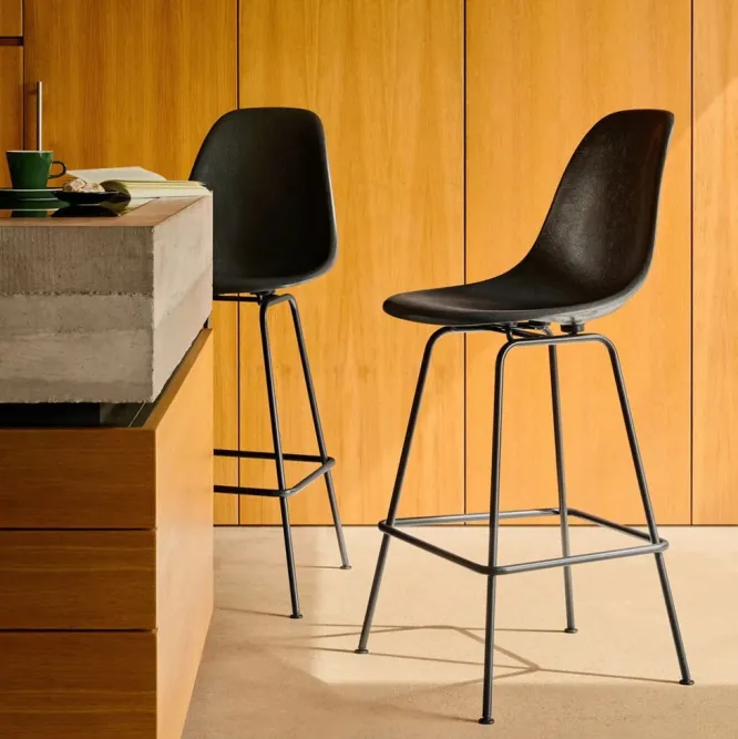 Krzesło Barowe Eames Plastic Re High Musztardowe - Czarna Podstawa Vitra