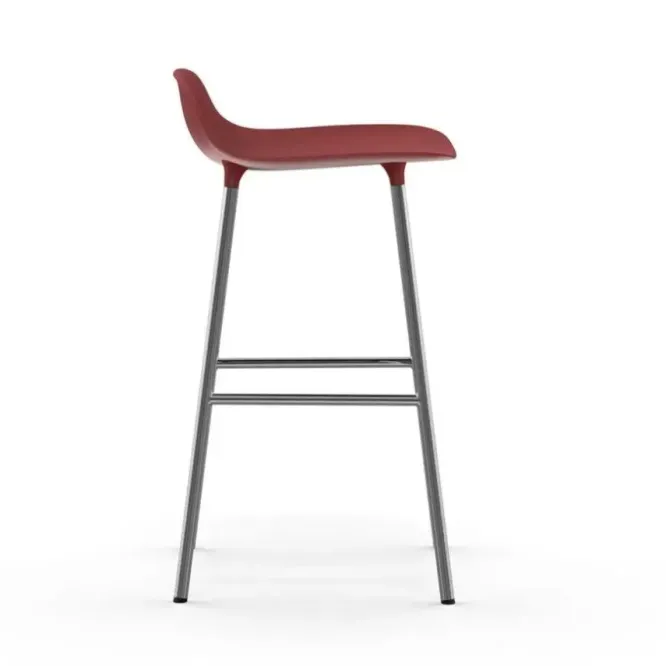 Krzesło Barowe Form Chromowana Podstawa Czerwone Normann Copenhagen