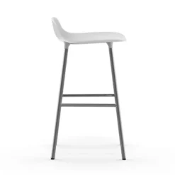 Krzesło Barowe Form Chromowana Podstawa Białe Normann Copenhagen