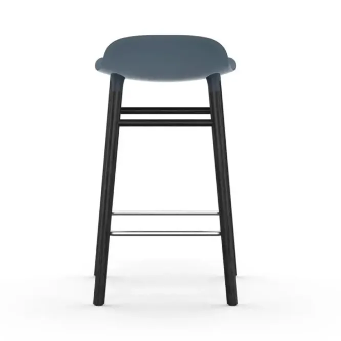 Krzesło Barowe Form Czarna Podstawa Niebieskie Normann Copenhagen