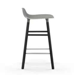 Krzesło Barowe Form Czarna Podstawa Szare Normann Copenhagen