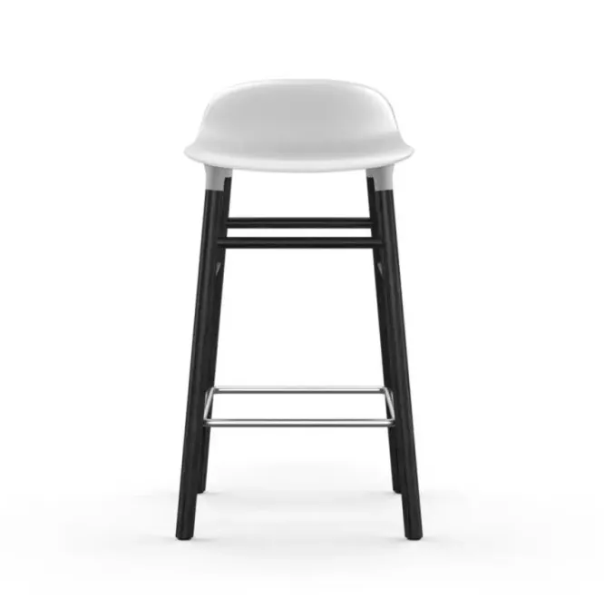 Krzesło Barowe Form Czarna Podstawa Białe Normann Copenhagen