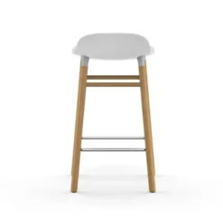 Krzesło Barowe Form Dębowa Podstawa Białe Normann Copenhagen