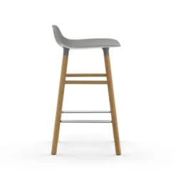 Krzesło Barowe Form Dębowa Podstawa Szare Normann Copenhagen