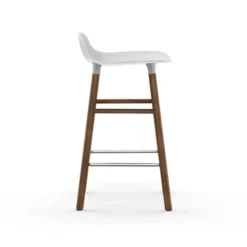 Krzesło Barowe Form Podstawa Orzech Białe Normann Copenhagen