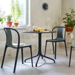 Krzesło Belleville Wood Czarny Jesion Vitra