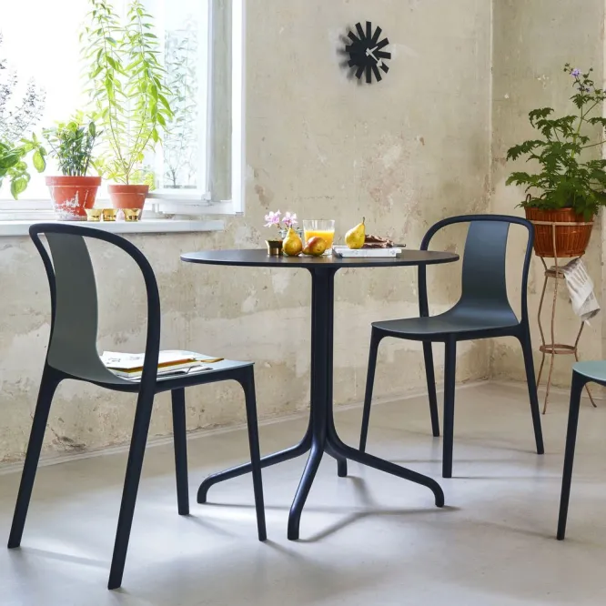 Krzesło Belleville Wood Czarny Jesion Vitra