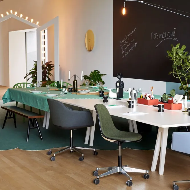 Krzesło Biurowe Eames Plastic Pscc Jasnoszare Vitra