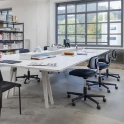 Krzesło Biurowe Rookie Tkanina Plano Cream White - Podstawa Czarna Vitra