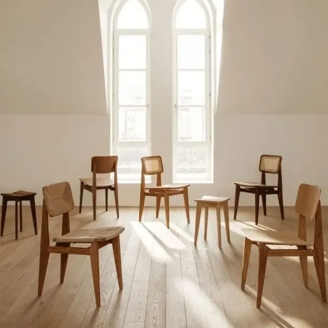 Krzesło C-Chair French Cane Gubi