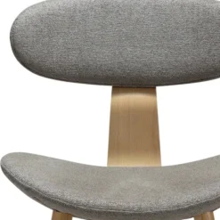 Krzesło Comforta Tkanina Bouclé Pebble Earth - Nogi Dąb Bielony