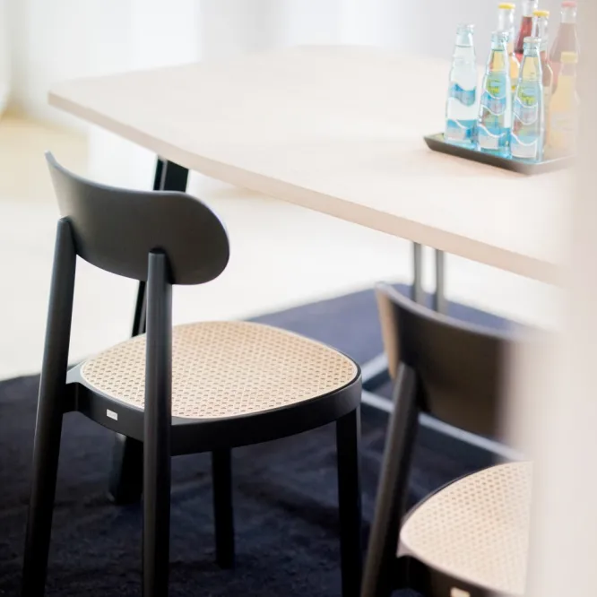Krzesło 118 Czarne Wyplatane Thonet