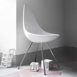 Krzesło Drop 3110 Oliwkowa Zieleń Fritz Hansen