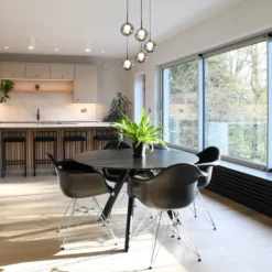 Krzesło Eames Plastic Chairs Re Dar Czerwone - Chromowana Podstawa Vitra