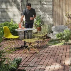 Krzesło Eames Plastic Side Chair Re Dsl Pomarańczowe Vitra