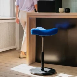 Krzesło Ergonomiczne Move Niebieskie, Czarne Drewno Varier
